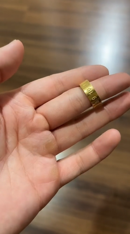 Gambar Cincin yang Dibeli Lukas di Hari Valentine (Sumber: Tiktok @lukaswilll)