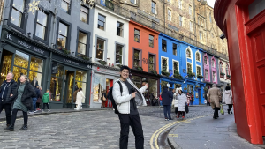 Area Diagon Alley di Edinburgh, Skotlandia, UK (Sumber: Youtube Talent)