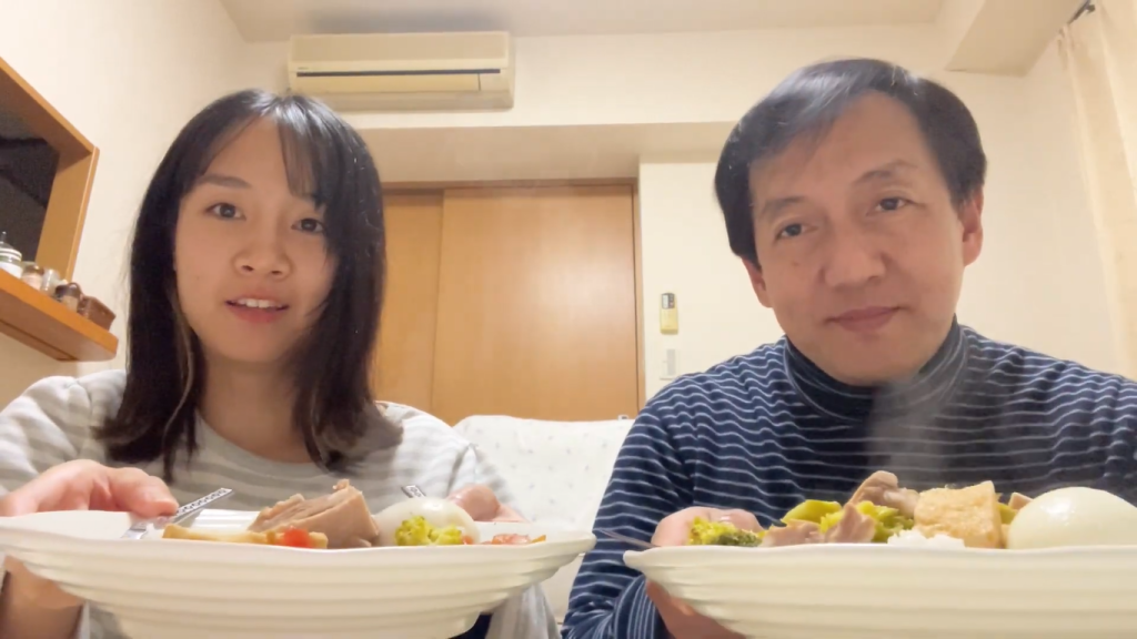 Gambar Menu Sahur Erika dan Orang Tuanya di Jepang (Sumber: Youtube Erikacang)