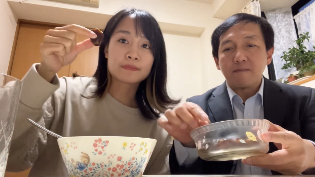 Gambar Menu Buka Puasa Erika dan Orang Tuanya di Jepang (Sumber: Youtube Erikacang)