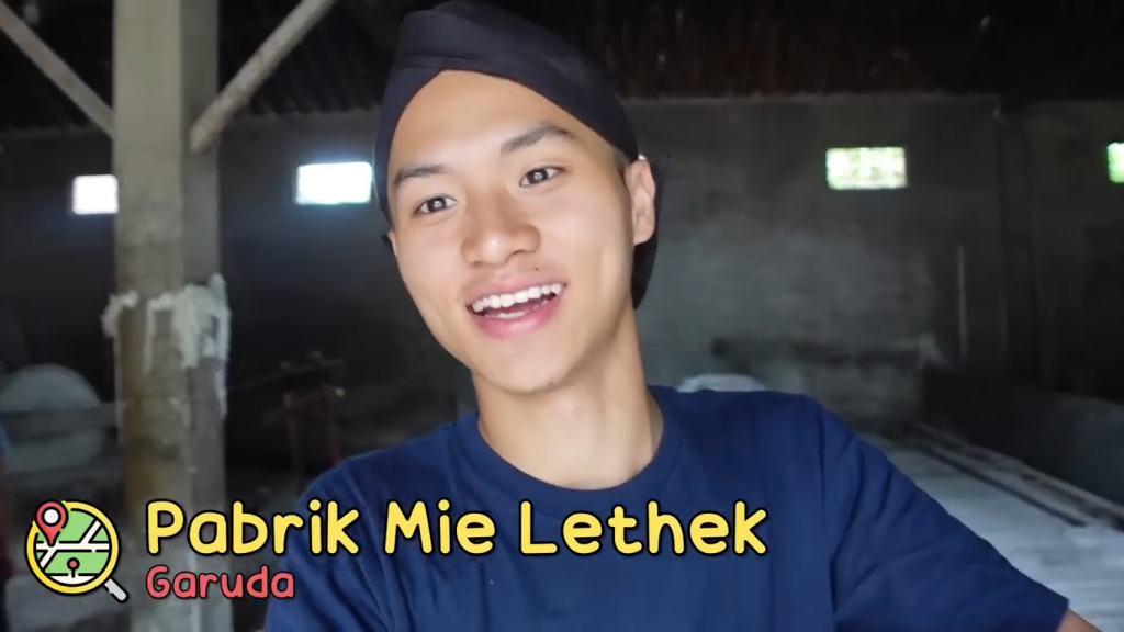 Gambar Kunjungan Leonardo Edwin ke Pabrik Mie Lethek Garuda di Bantul, Yogyakarta (Sumber: Youtube Talent)